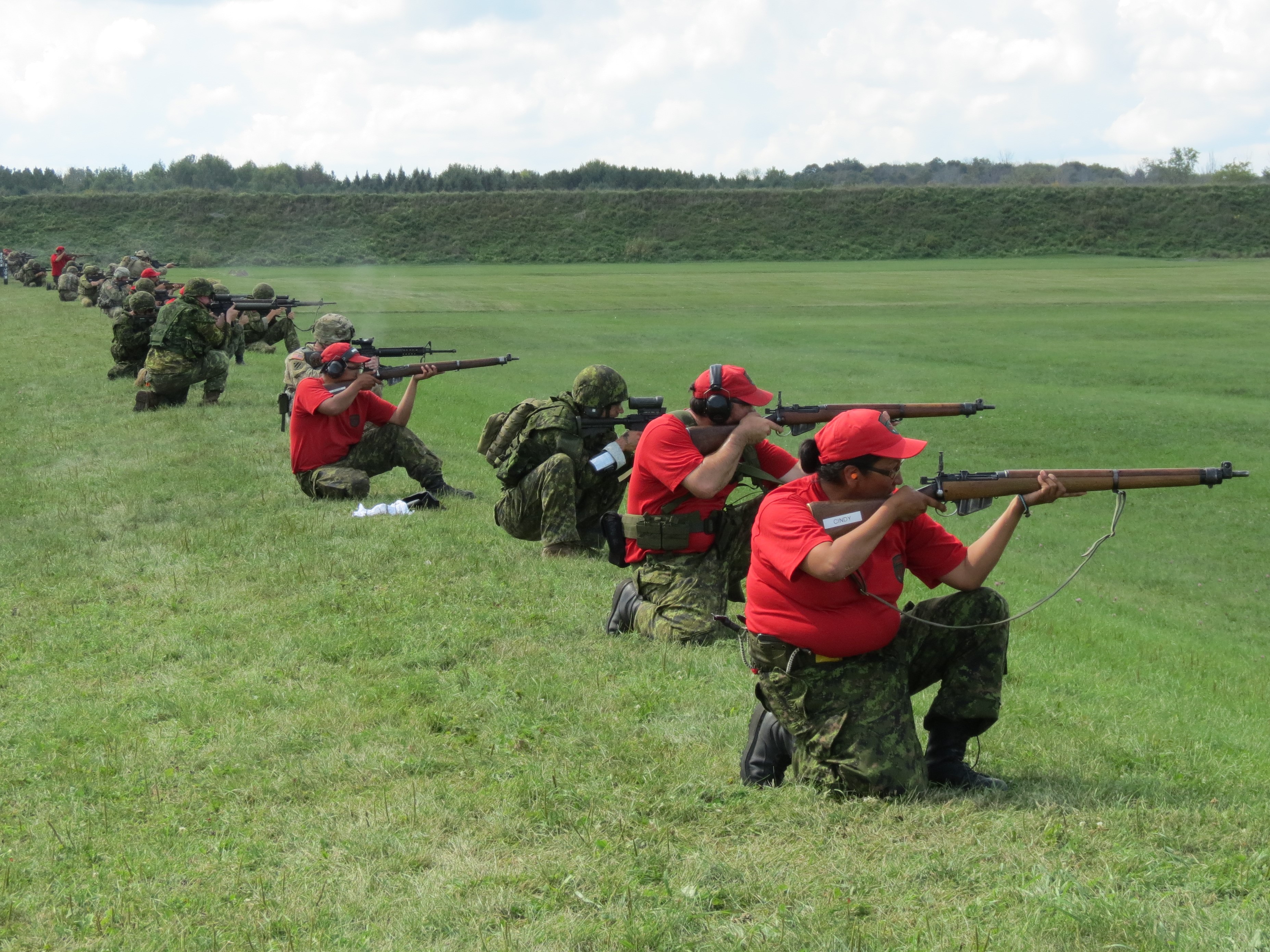 CANADIAN RANGERS COMPETE WITH THEIR HISTORIC .303 RIFLES FOR THE LAST ...